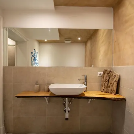 Eco Rooms Velacatania Catania