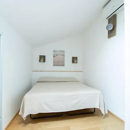 Catania Central Rooms كاتانيا